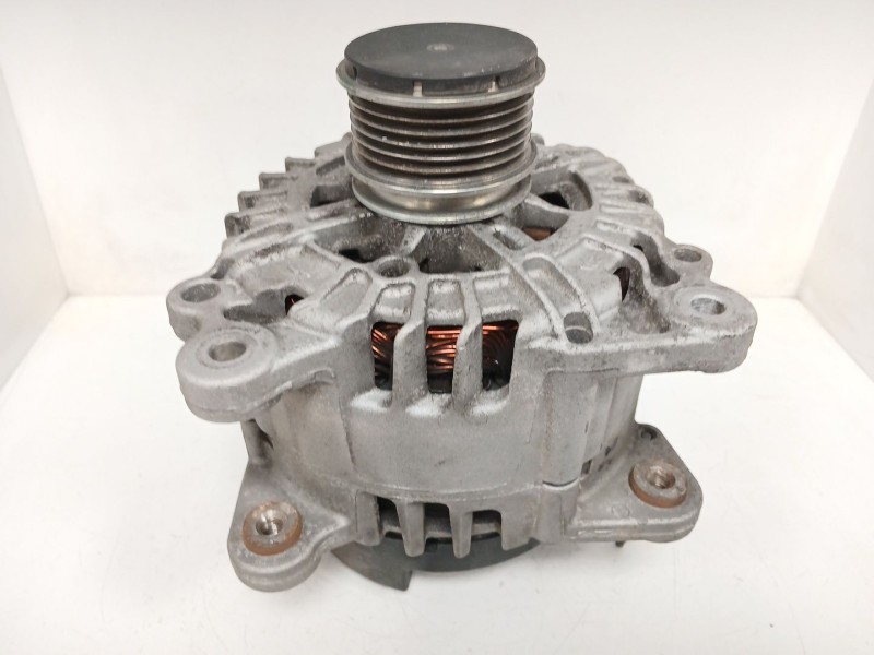 Recambio de alternador para volkswagen touran (1t3) 1.6 tdi referencia OEM IAM 03L903024M  TG14C057