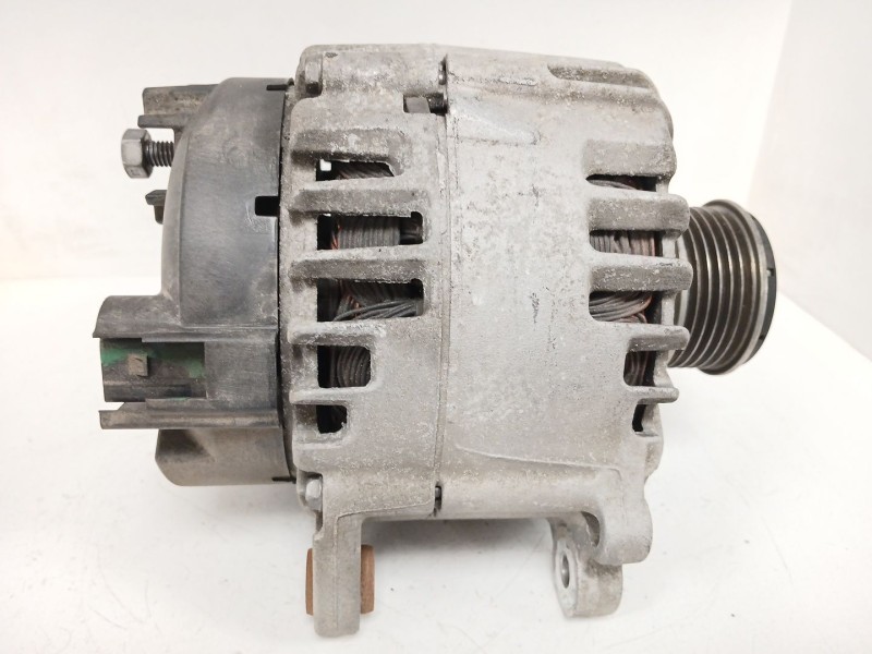 Recambio de alternador para volkswagen touran (1t3) 1.6 tdi referencia OEM IAM 03L903024M  TG14C057