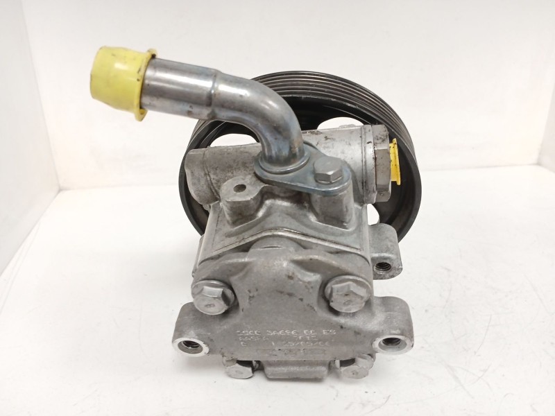 Recambio de bomba direccion para ford fiesta v (jh_, jd_) 1.4 tdci referencia OEM IAM 286C3A696  