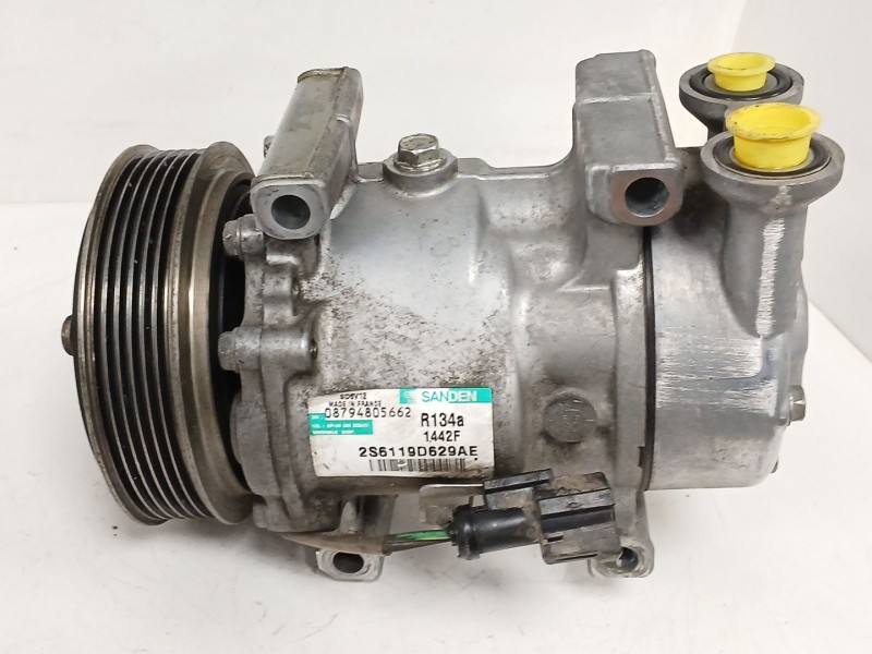 Recambio de compresor aire acondicionado para ford fiesta v (jh_, jd_) 1.4 tdci referencia OEM IAM   