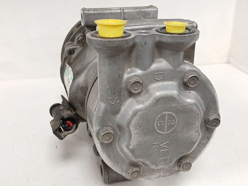 Recambio de compresor aire acondicionado para ford fiesta v (jh_, jd_) 1.4 tdci referencia OEM IAM   
