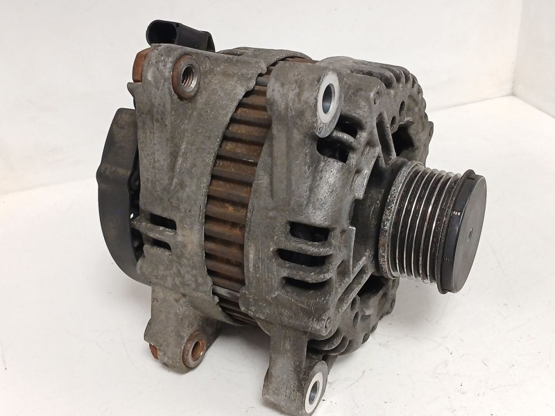 Recambio de alternador para ford mondeo iv sedán (ba7) 2.0 tdci referencia OEM IAM 1790385  