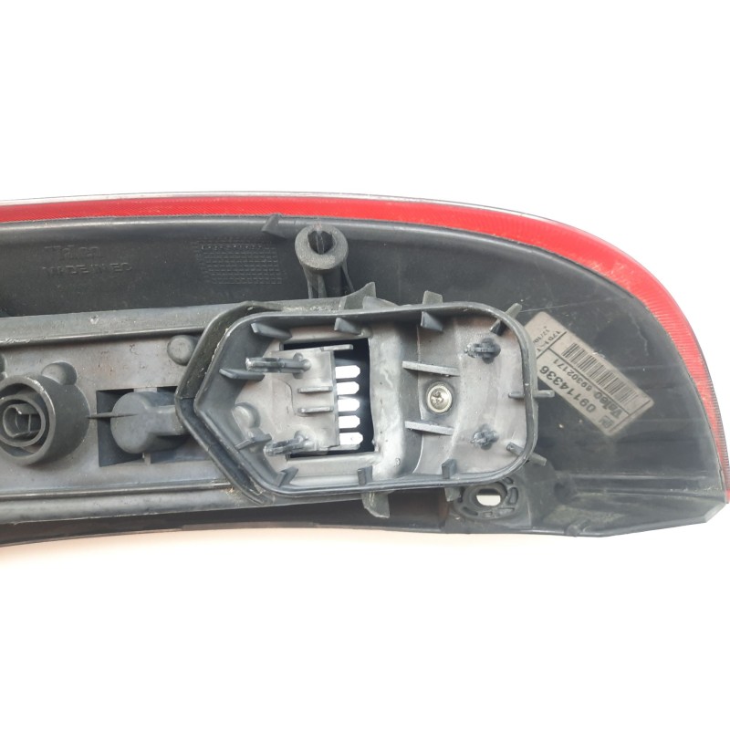 Recambio de piloto trasero izquierdo para opel corsa c 1.7 16v di cat (y 17 dtl / lk8) referencia OEM IAM  31924 