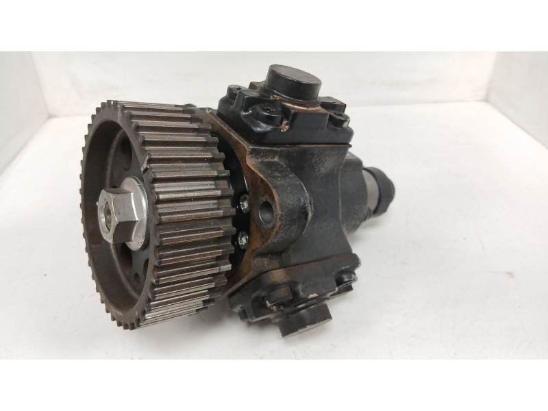 Recambio de bomba inyeccion para opel insignia a (g09) 2.0 cdti (68) referencia OEM IAM 0445010193  