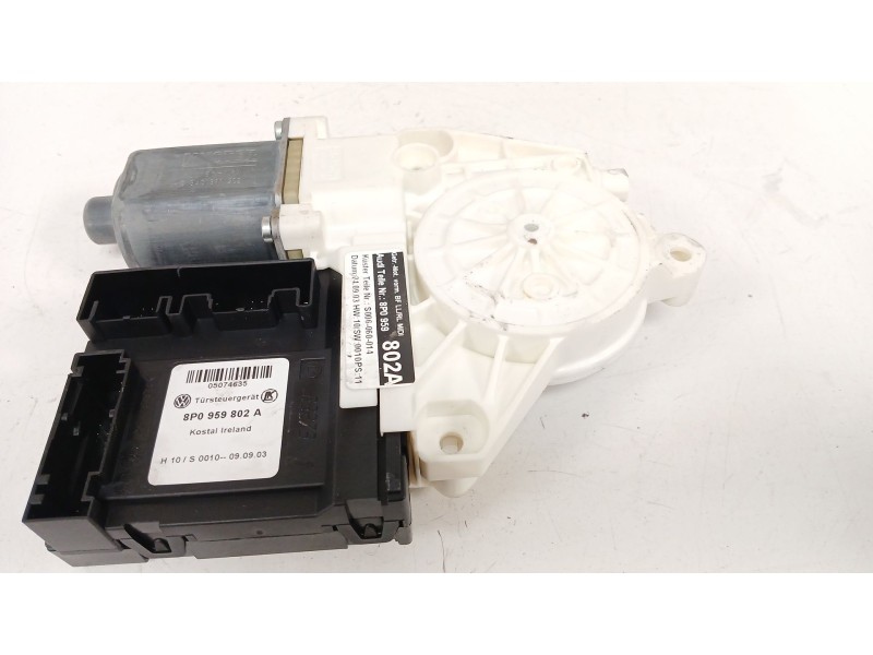 Recambio de motor elevalunas delantero derecho para audi a3 (8p1) 1.9 tdi referencia OEM IAM 8P0959802A  