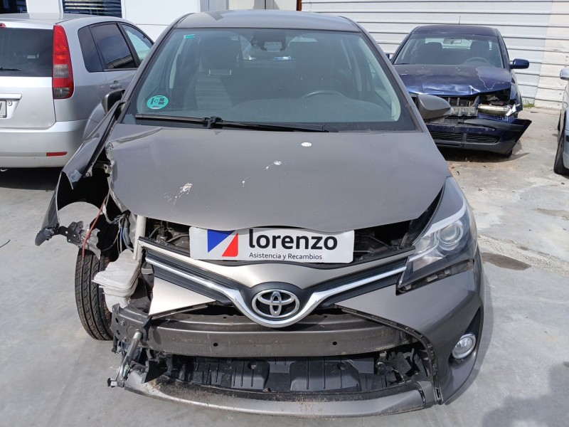 toyota yaris (_p13_) del año 2016