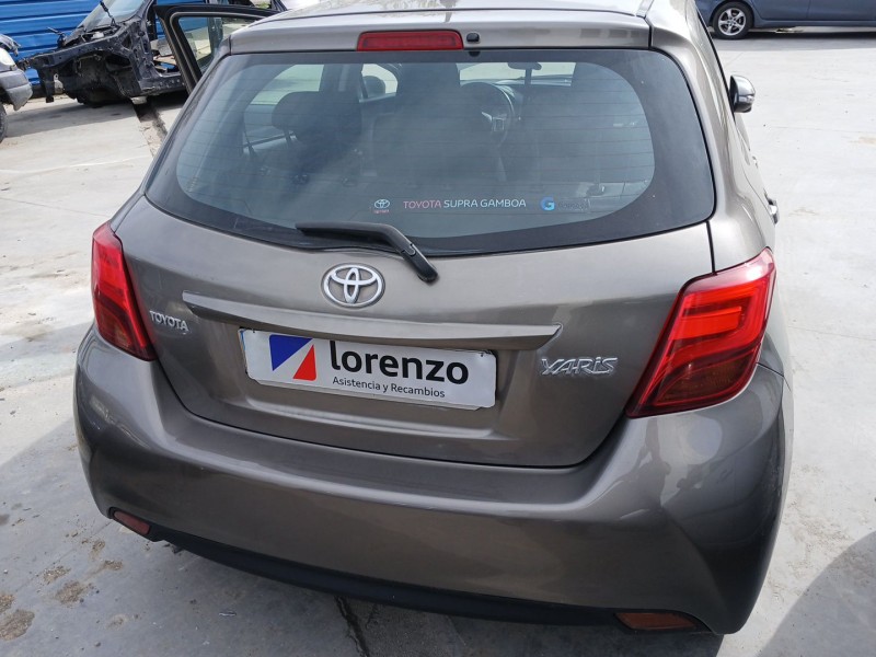 toyota yaris (_p13_) del año 2016