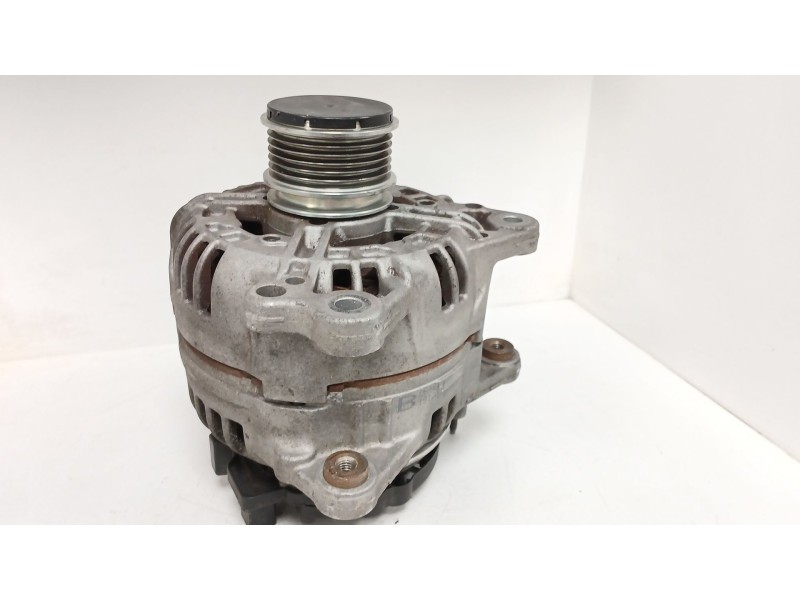Recambio de alternador para volkswagen golf v (1k1) 1.9 tdi referencia OEM IAM 06F903023F  0124525050 Recambio de alternador para volkswagen golf v (1k1) 1.9 tdi referencia OEM IAM 06F903023F  0124525050