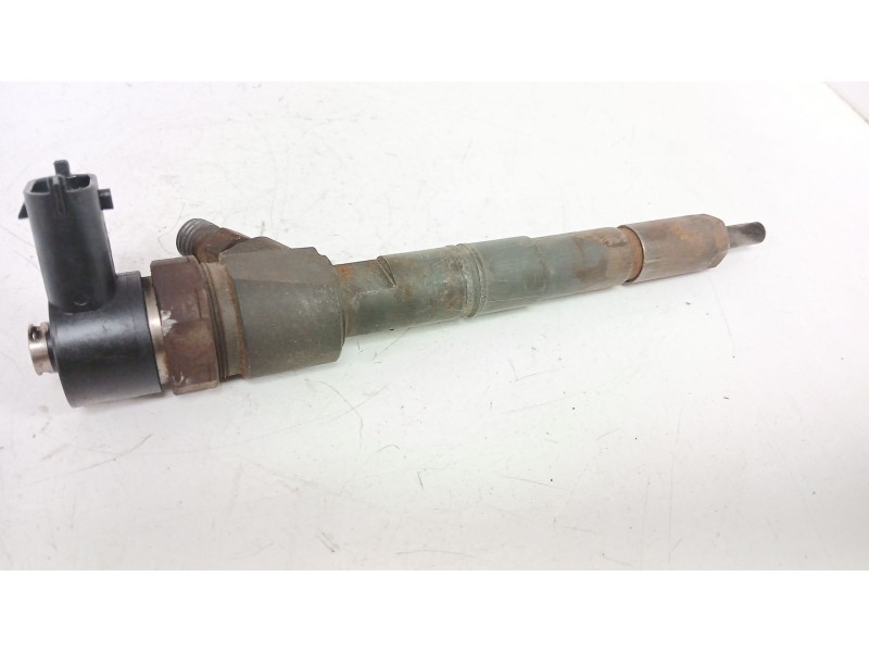 Recambio de inyector para opel insignia a (g09) 2.0 cdti (68) referencia OEM IAM 0445110327  