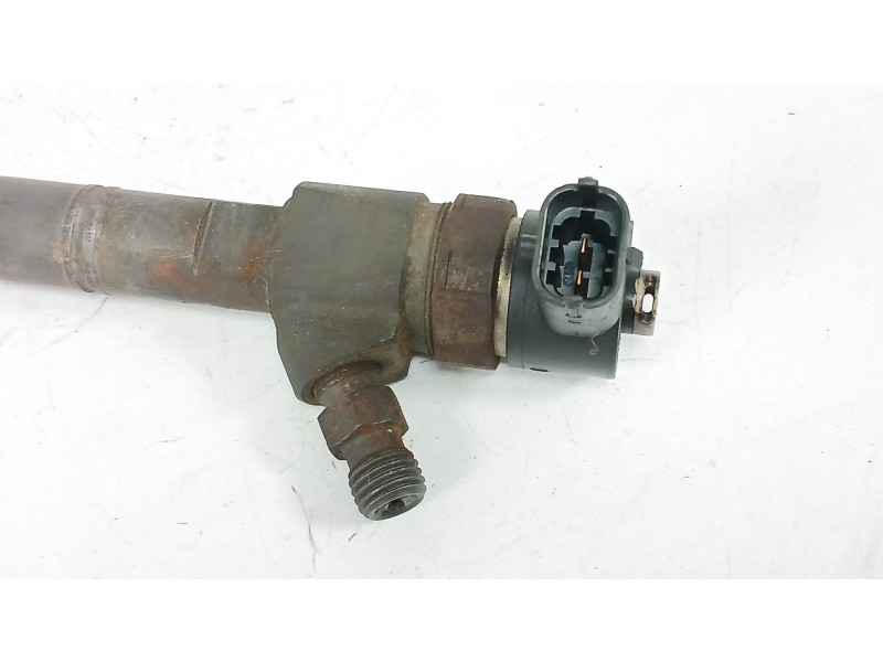 Recambio de inyector para opel insignia a (g09) 2.0 cdti (68) referencia OEM IAM 0445110327  
