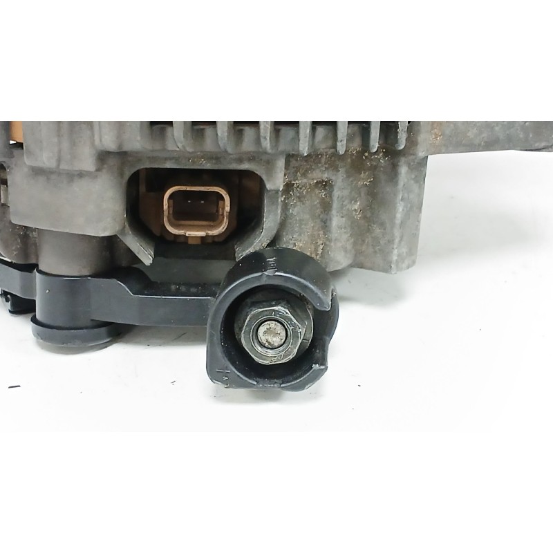 Recambio de alternador para peugeot 407 (6d_) 2.0 hdi 135 (6drhrh, 6drhre, 6drhrg, 6drhrj) referencia OEM IAM 96547528 A004TJ008