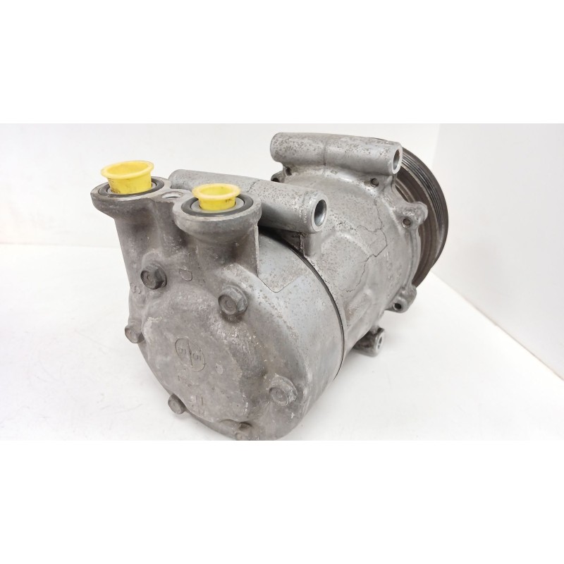 Recambio de compresor aire acondicionado para ford fiesta v (jh_, jd_) 1.4 tdci referencia OEM IAM   