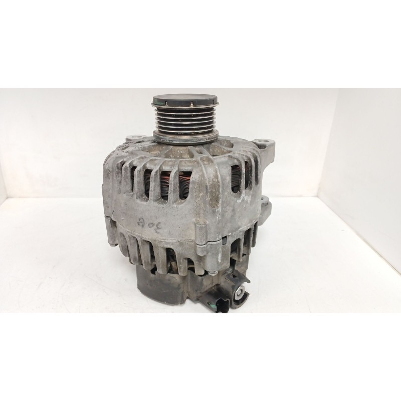 Recambio de alternador para peugeot 308 sw ii (lc_, lj_, lr_, lx_, l4_) 1.2 thp 130 referencia OEM IAM   