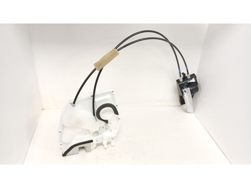 Recambio de cerradura puerta trasera izquierda para suzuki s-cross 1.4 smart hybrid (akk414) referencia OEM IAM 8230261MA3  