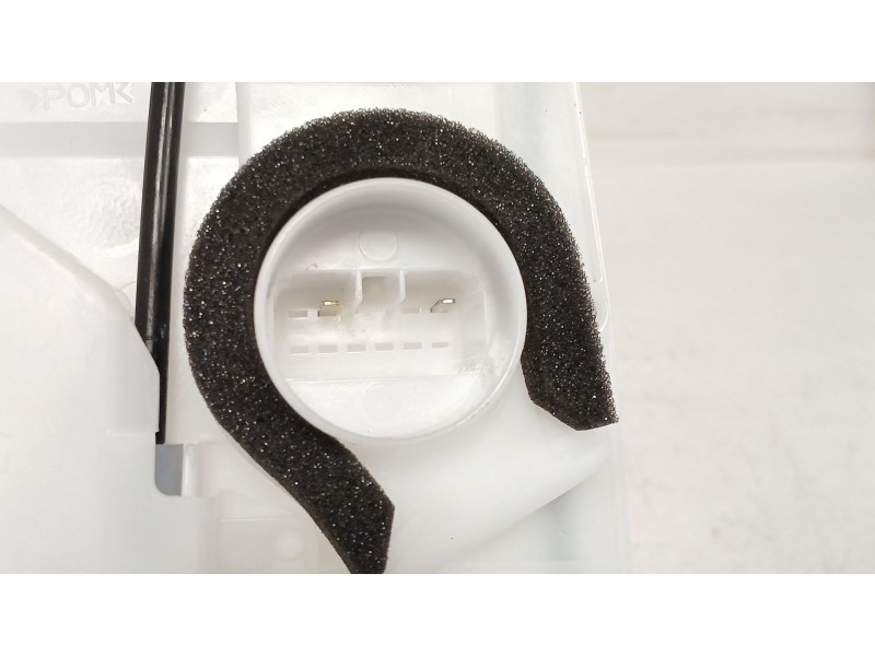 Recambio de cerradura puerta trasera izquierda para suzuki s-cross 1.4 smart hybrid (akk414) referencia OEM IAM 8230261MA3  