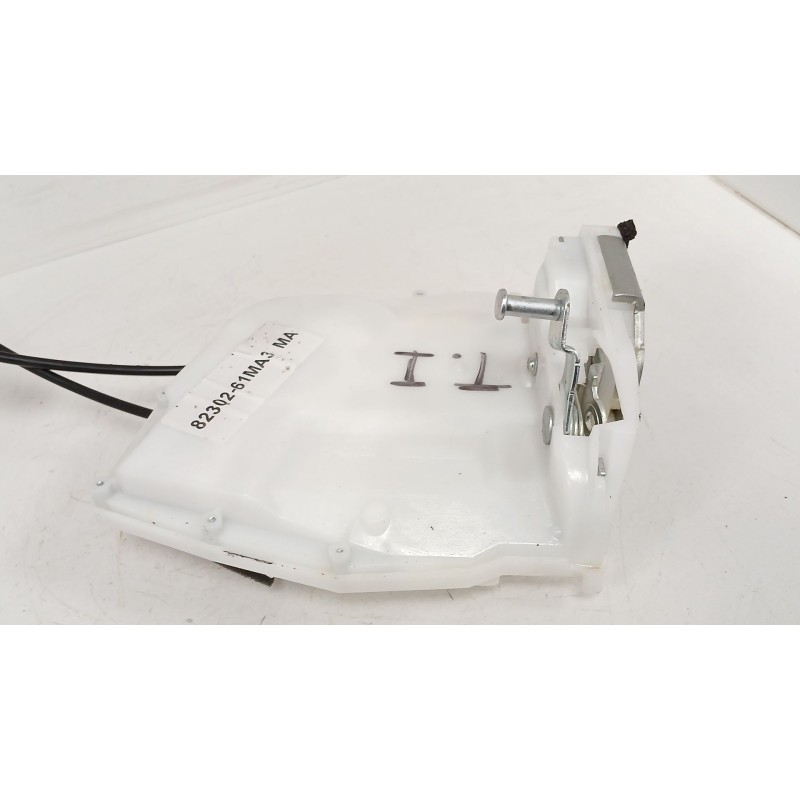 Recambio de cerradura puerta trasera izquierda para suzuki s-cross 1.4 smart hybrid (akk414) referencia OEM IAM 8230261MA3  