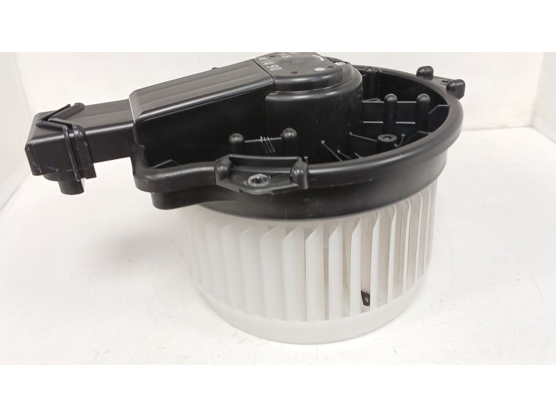 Recambio de motor calefaccion para suzuki s-cross 1.4 smart hybrid (akk414) referencia OEM IAM   
