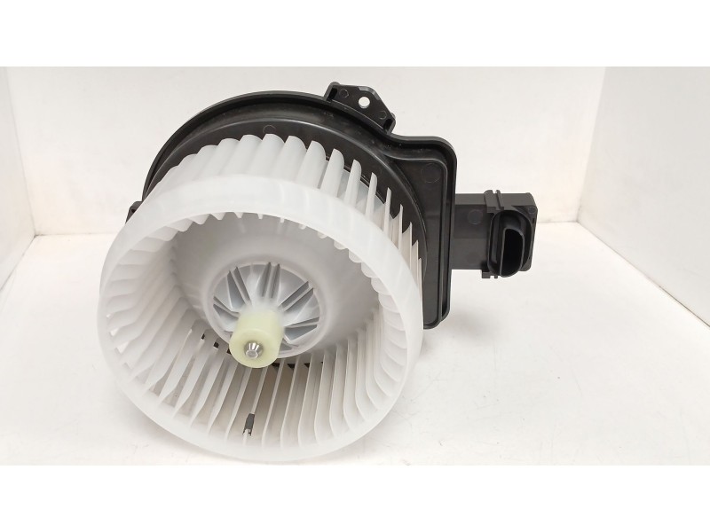 Recambio de motor calefaccion para suzuki s-cross 1.4 smart hybrid (akk414) referencia OEM IAM   
