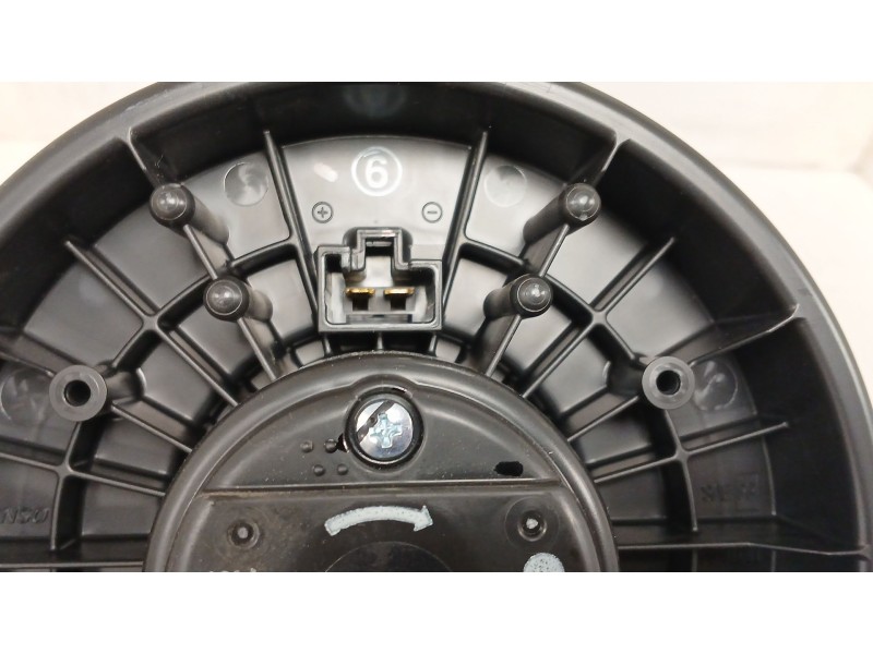 Recambio de motor calefaccion para suzuki s-cross 1.4 smart hybrid (akk414) referencia OEM IAM   