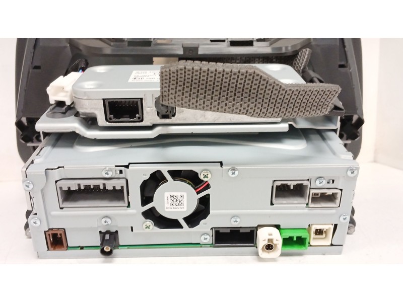 Recambio de pantalla multifuncion para suzuki s-cross 1.4 smart hybrid (akk414) referencia OEM IAM 3A11064UC2 3F52064U02 10R0612