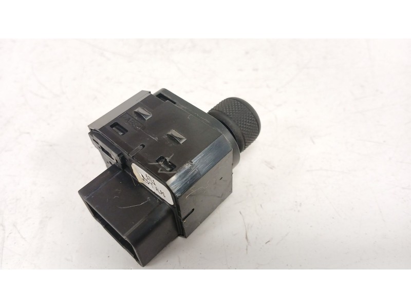 Recambio de mando multifuncion para suzuki s-cross 1.4 smart hybrid (akk414) referencia OEM IAM 57L10234T  