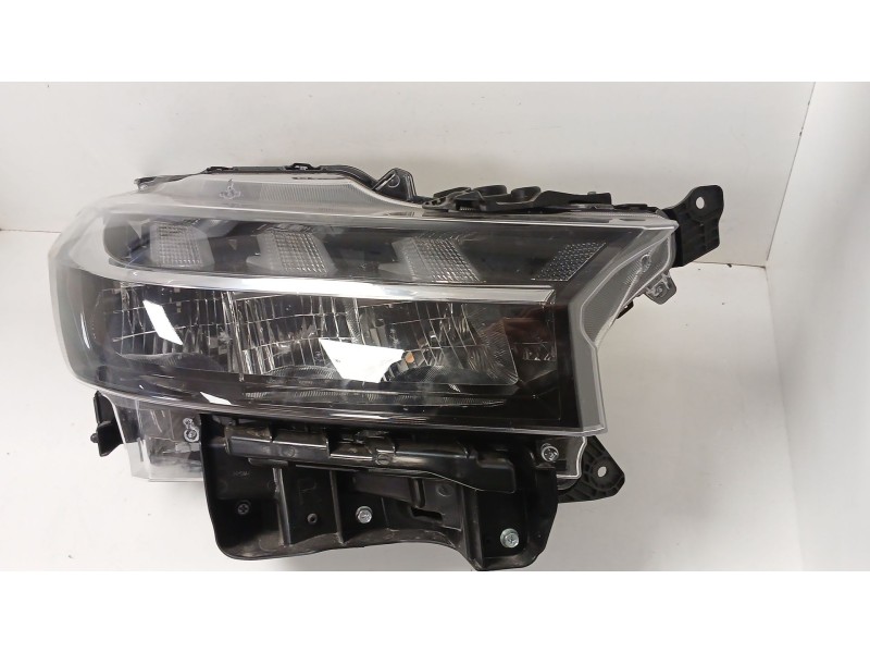 Recambio de faro derecho para suzuki s-cross 1.4 smart hybrid (akk414) referencia OEM IAM 6312R10118  6429R00121