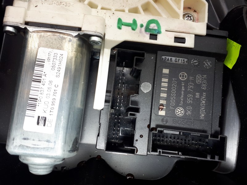 Recambio de elevalunas delantero izquierdo para seat leon (1p1) comfort limited referencia OEM IAM 1P0837401A 1K0959793H 1T09597