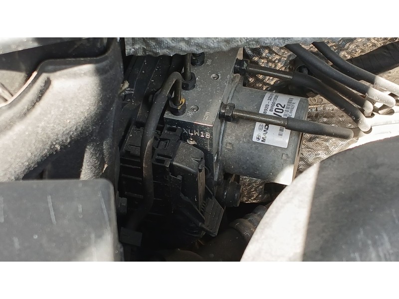 Recambio de abs para hyundai i40 i cw (vf) 1.7 crdi referencia OEM IAM   