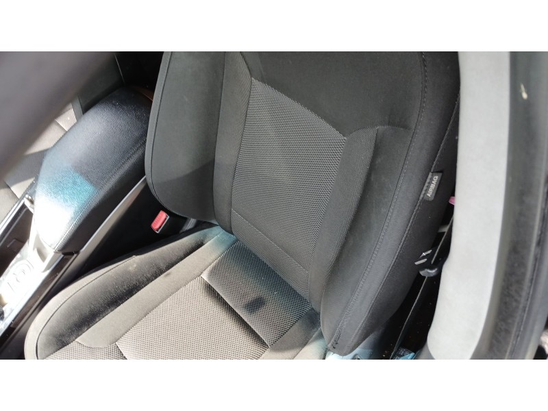 Recambio de asiento delantero izquierdo para hyundai i40 i cw (vf) 1.7 crdi referencia OEM IAM   