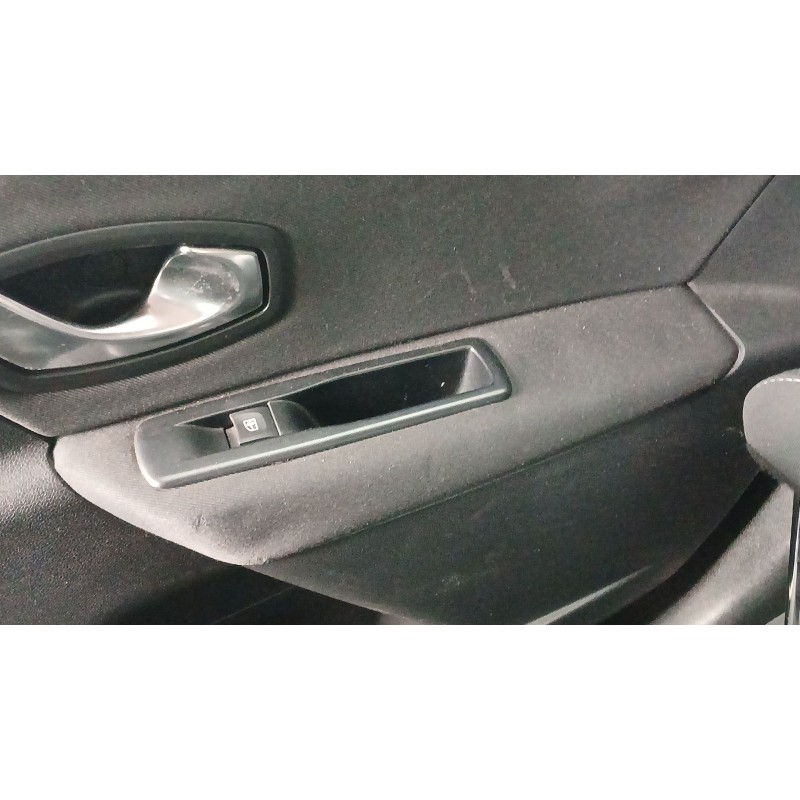 Recambio de mando elevalunas trasero derecho para renault megane iii grandtour (kz0/1) 1.9 dci (kz0j, kz0n, kz1s) referencia OEM