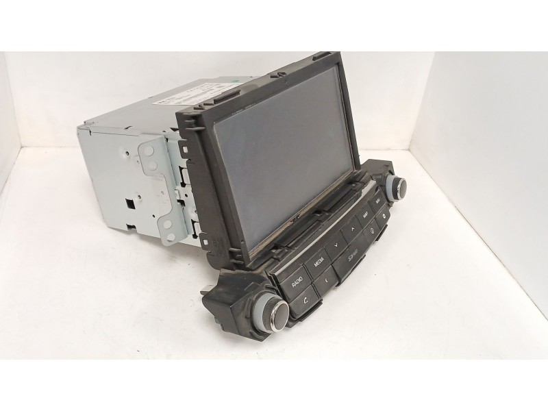 Recambio de sistema audio / radio cd para hyundai tucson (tl, tle) 2.0 crdi referencia OEM IAM LAN5020EHTL  96560D70024X