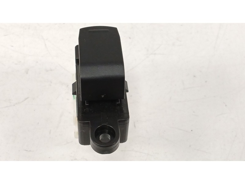 Recambio de mando elevalunas trasero izquierdo para suzuki s-cross 1.4 smart hybrid (akk414) referencia OEM IAM   