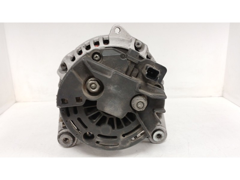 Recambio de alternador para nissan interstar furgoneta (x70) dci 100 referencia OEM IAM   