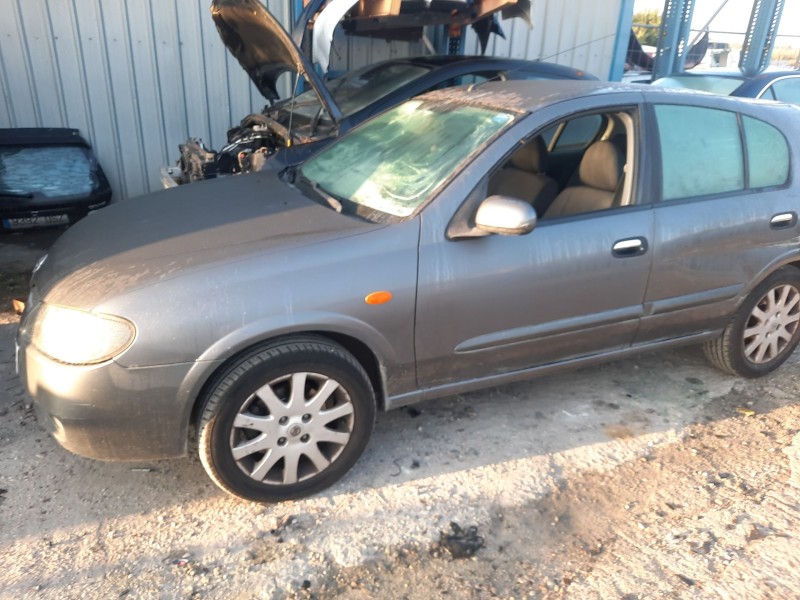 nissan almera ii hatchback (n16) del año 2005