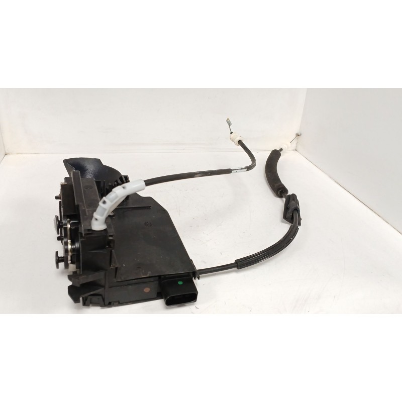 Recambio de cerradura puerta delantera derecha para peugeot 308 sw ii (lc_, lj_, lr_, lx_, l4_) 1.2 thp 130 referencia OEM IAM 9