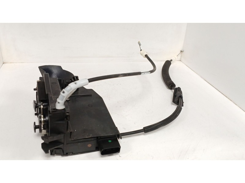 Recambio de cerradura puerta delantera derecha para peugeot 308 sw ii (lc_, lj_, lr_, lx_, l4_) 1.2 thp 130 referencia OEM IAM 9
