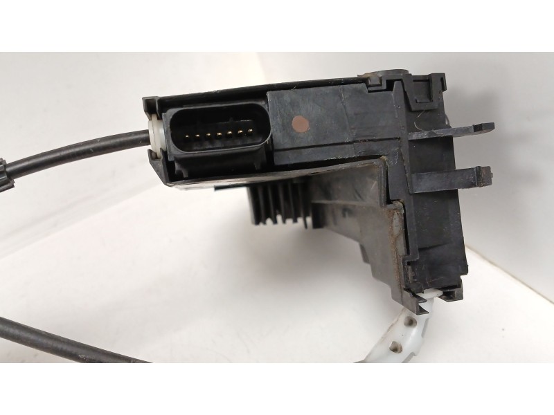 Recambio de cerradura puerta delantera derecha para peugeot 308 sw ii (lc_, lj_, lr_, lx_, l4_) 1.2 thp 130 referencia OEM IAM 9