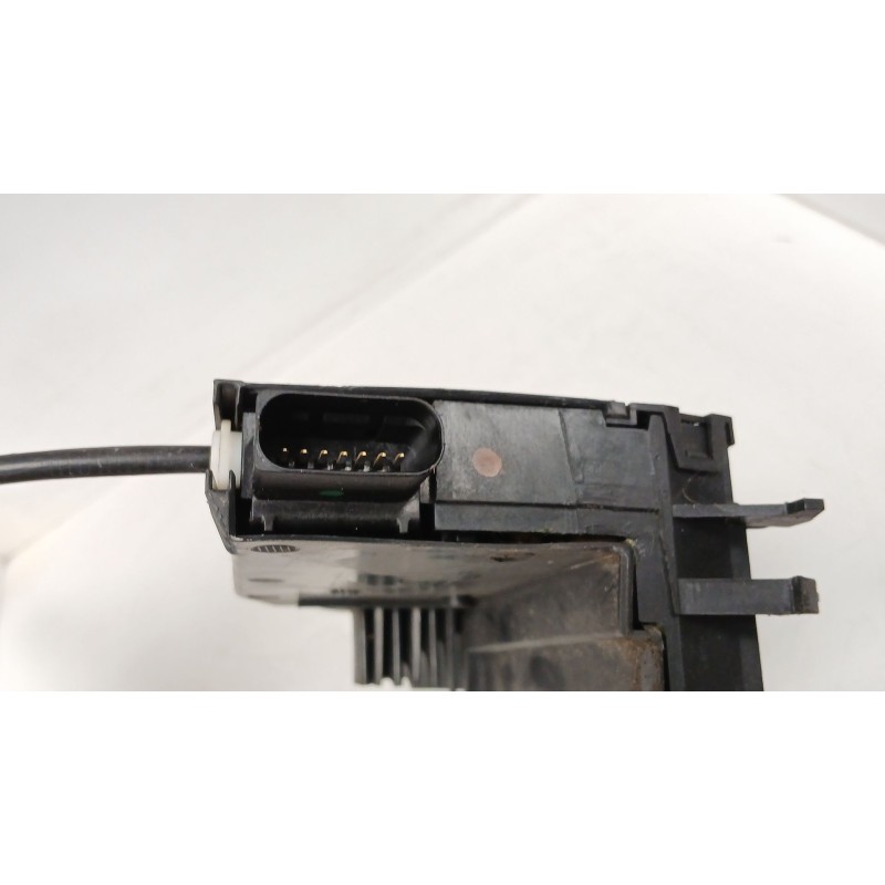 Recambio de cerradura puerta delantera derecha para peugeot 308 sw ii (lc_, lj_, lr_, lx_, l4_) 1.2 thp 130 referencia OEM IAM 9