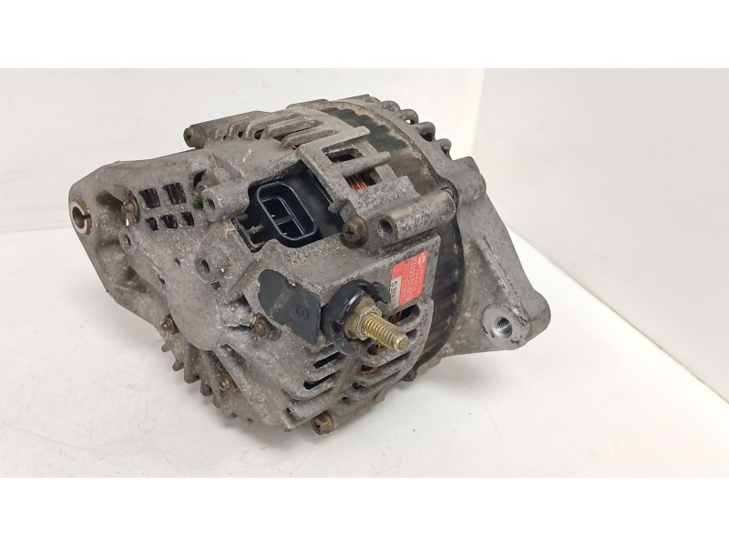 Recambio de alternador para nissan almera ii hatchback (n16) 1.5 referencia OEM IAM 23100BU010  LR180762