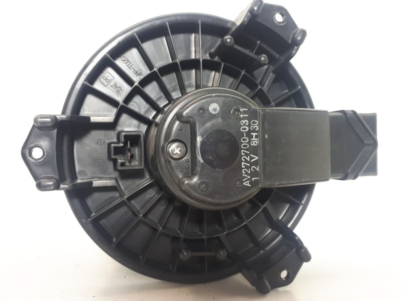 Recambio de motor calefaccion para suzuki swift berlina (mz) gl (3-ptas.) referencia OEM IAM AV2727000311  