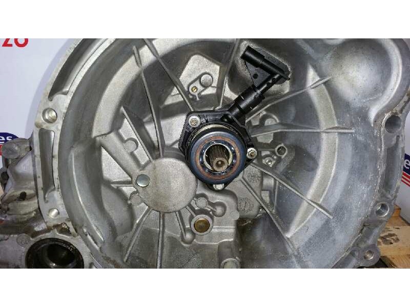 Recambio de caja cambios para ford focus berlina (cap) ambiente (d) referencia OEM IAM 3M5R7002ND  