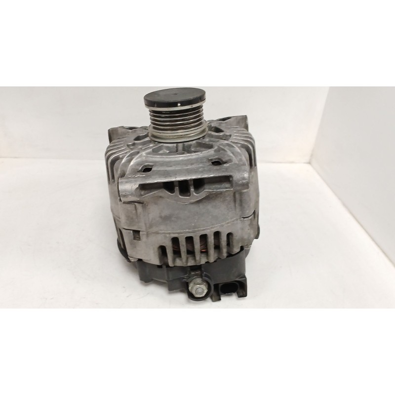 Recambio de alternador para mercedes-benz clase b sports tourer (w245) b 200 cdi (245.208) referencia OEM IAM A6401540502  TG15C