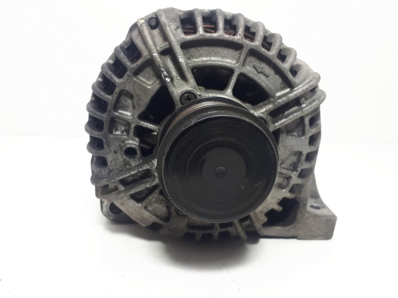 Recambio de alternador para volvo xc90 d5 kinetic (136kw)(7 asientos) referencia OEM IAM 30667895 0124625024 