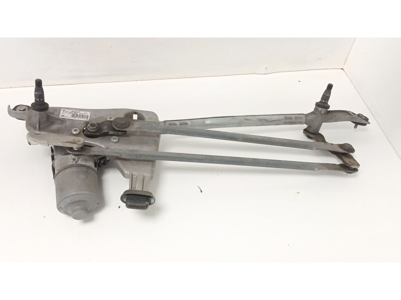 Recambio de motor limpia delantero para peugeot 308 sw ii (lc_, lj_, lr_, lx_, l4_) 1.2 thp 130 referencia OEM IAM 0390241587 98 Recambio de motor limpia delantero para peugeot 308 sw ii (lc_, lj_, lr_, lx_, l4_) 1.2 thp 130 referencia OEM IAM 0390241587 98