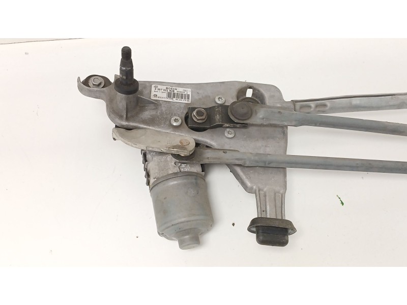 Recambio de motor limpia delantero para peugeot 308 sw ii (lc_, lj_, lr_, lx_, l4_) 1.2 thp 130 referencia OEM IAM 0390241587 98 Recambio de motor limpia delantero para peugeot 308 sw ii (lc_, lj_, lr_, lx_, l4_) 1.2 thp 130 referencia OEM IAM 0390241587 98