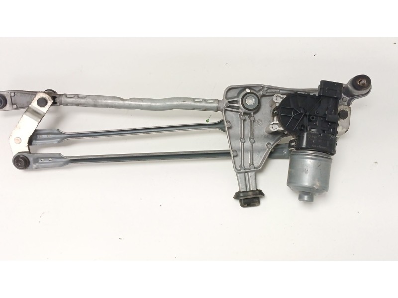 Recambio de motor limpia delantero para peugeot 308 sw ii (lc_, lj_, lr_, lx_, l4_) 1.2 thp 130 referencia OEM IAM 0390241587 98 Recambio de motor limpia delantero para peugeot 308 sw ii (lc_, lj_, lr_, lx_, l4_) 1.2 thp 130 referencia OEM IAM 0390241587 98