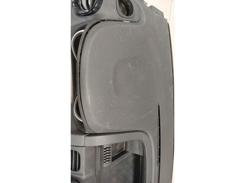 Recambio de salpicadero para opel vivaro b autobús (x82) 1.6 cdti (06) referencia OEM IAM 34270933F      985700580R  308002610AB