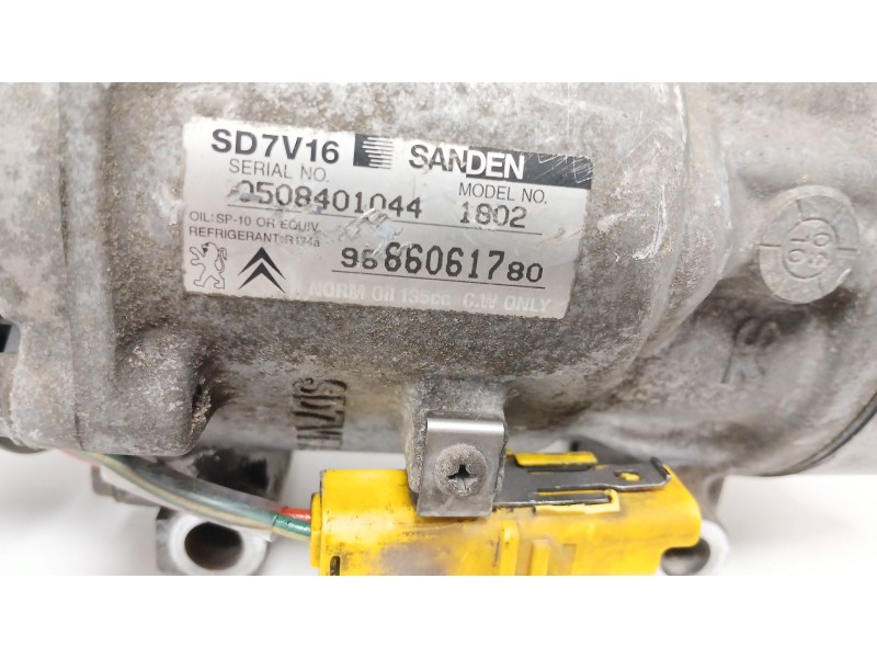 Recambio de compresor aire acondicionado para citroën xsara picasso (n68) 1.6 hdi referencia OEM IAM 9686061780 SD7V16 1802