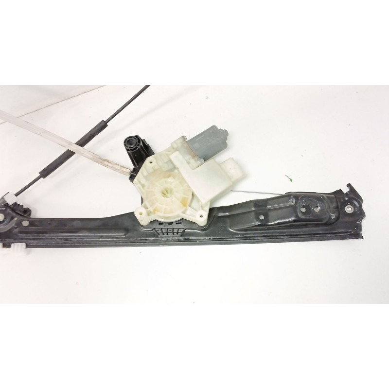 Recambio de elevalunas delantero derecho para peugeot 308 sw ii (lc_, lj_, lr_, lx_, l4_) 1.2 thp 130 referencia OEM IAM    Recambio de elevalunas delantero derecho para peugeot 308 sw ii (lc_, lj_, lr_, lx_, l4_) 1.2 thp 130 referencia OEM IAM