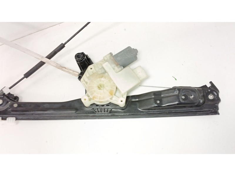 Recambio de elevalunas delantero derecho para peugeot 308 sw ii (lc_, lj_, lr_, lx_, l4_) 1.2 thp 130 referencia OEM IAM    Recambio de elevalunas delantero derecho para peugeot 308 sw ii (lc_, lj_, lr_, lx_, l4_) 1.2 thp 130 referencia OEM IAM